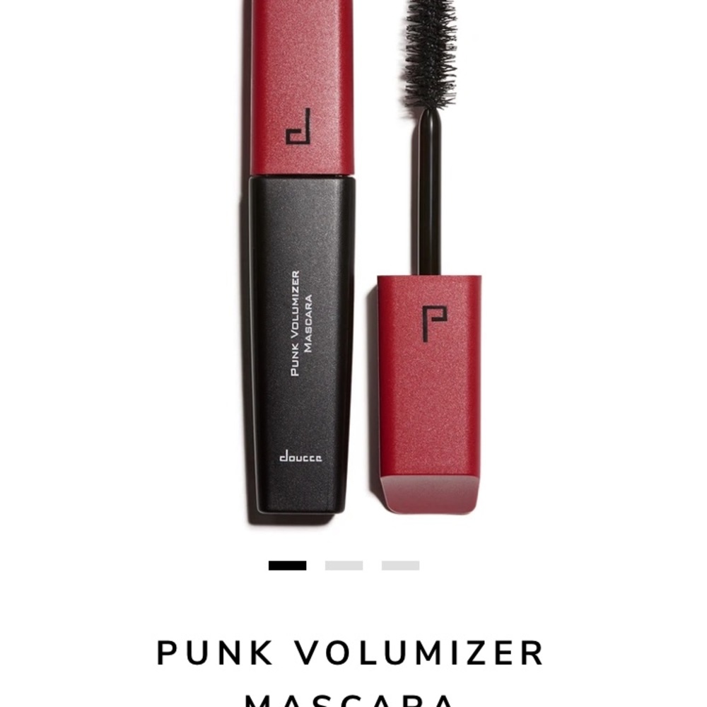 Doucce punk volumizing mascara